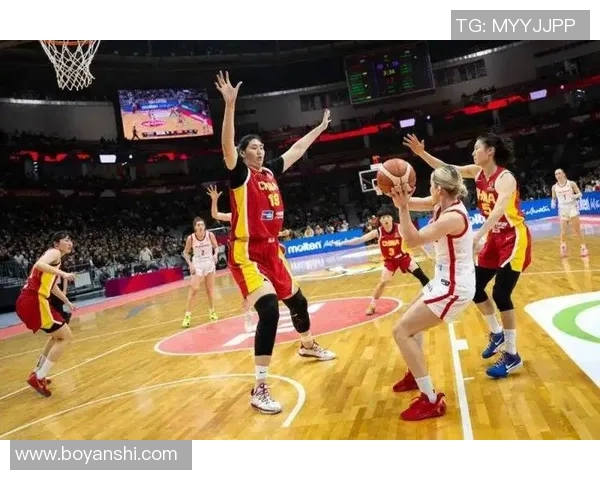 上海女篮与八一女篮激战正酣谁将赢得这场巅峰对决的胜利